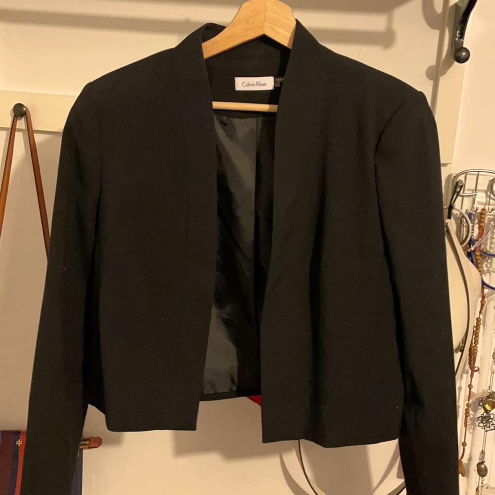 Calvin Klein Cropped Long Sleeve Blazer